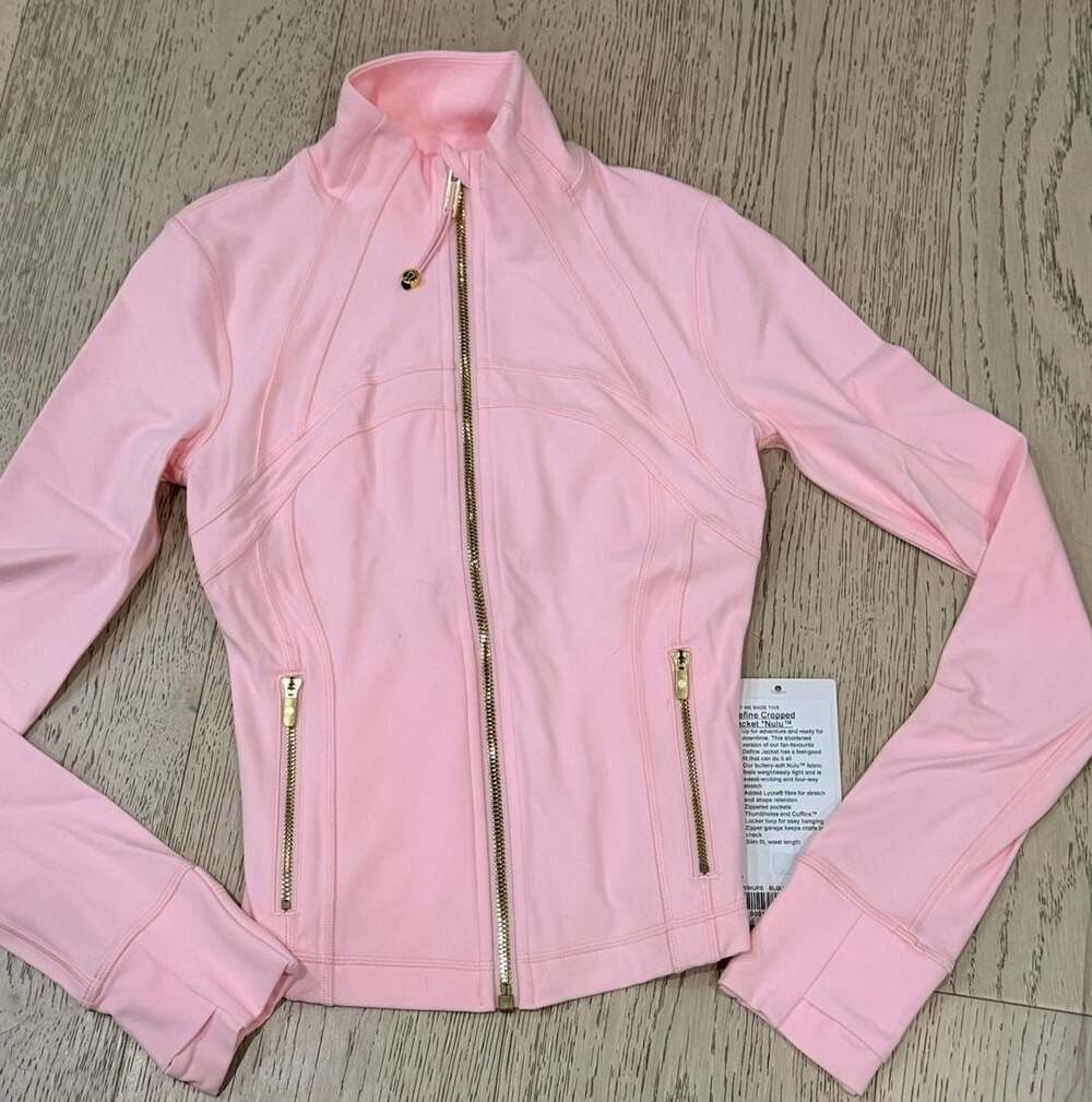 Lululemon Define Cropped Jacket Nulu Size 2 Pink Gold Hardware NWT